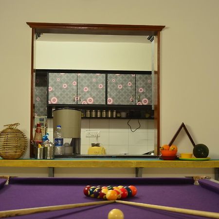Social Rehab Downtown Hostel บังกาลอร์ ภายนอก รูปภาพ