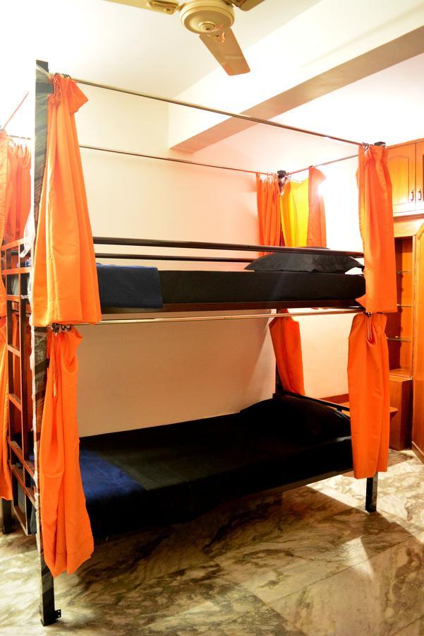 Social Rehab Downtown Hostel บังกาลอร์ ภายนอก รูปภาพ