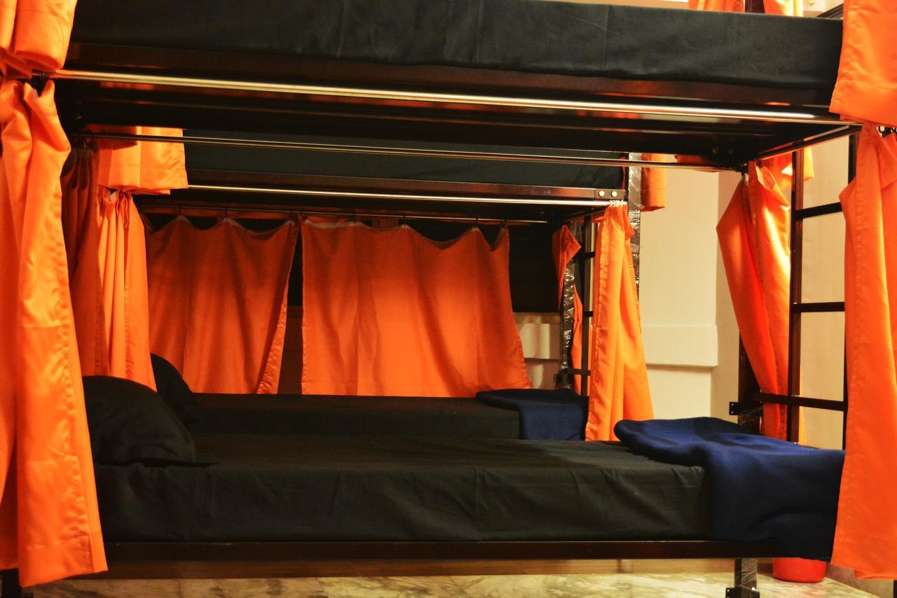 Social Rehab Downtown Hostel บังกาลอร์ ภายนอก รูปภาพ